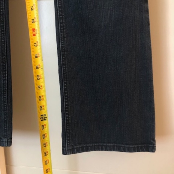 Chico's Platinum Jeans Size 2 (Chicos sz 00) stretch, short, flair - Picture 8 of 10